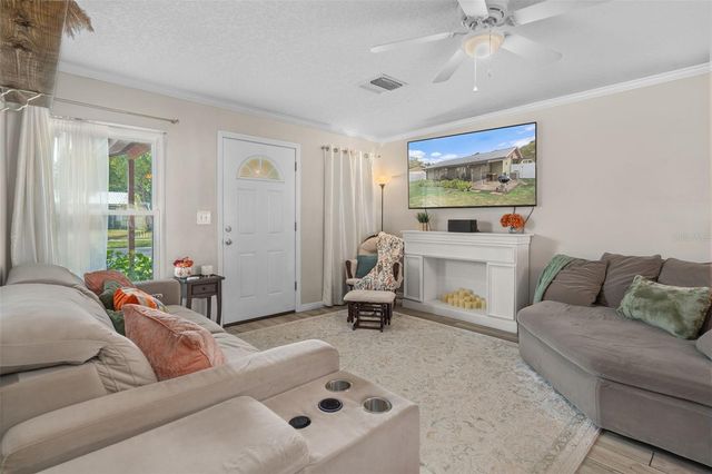 113 CRANBROOKE DRIVE, Seffner, FL 33584