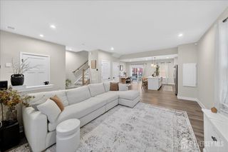 66 American Way, Aberdeen, NJ 07721