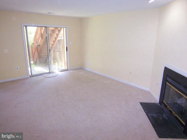 7051 CHESLEY SEARCH WAY, Alexandria, VA 22315