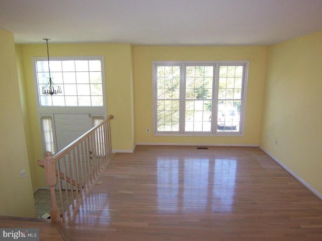 7051 CHESLEY SEARCH WAY, Alexandria, VA 22315