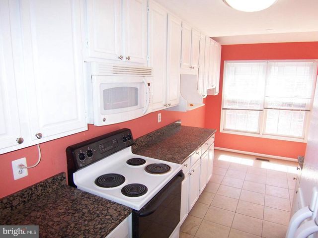 7051 CHESLEY SEARCH WAY, Alexandria, VA 22315