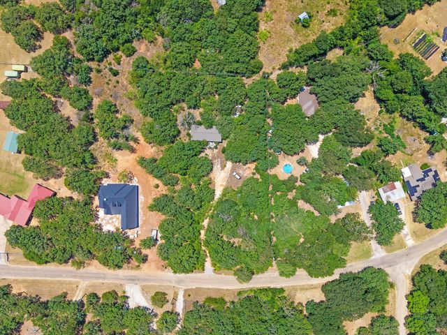 5613 Thousand Oaks Drive, Joshua, TX 76058