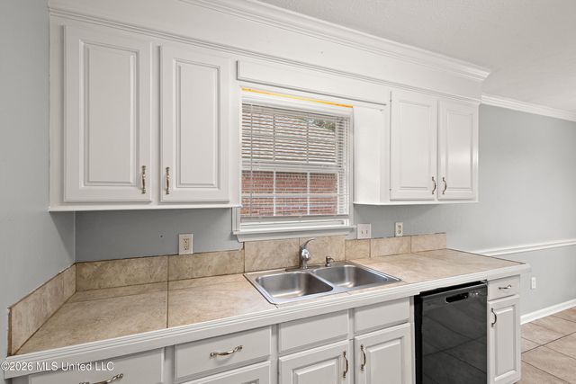 140 Willow Oak Lane, Brandon, MS 39047