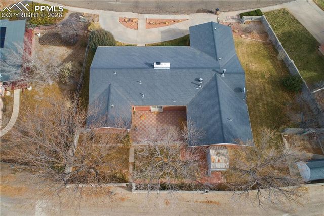 77 Circle Drive, La Junta, CO 81050