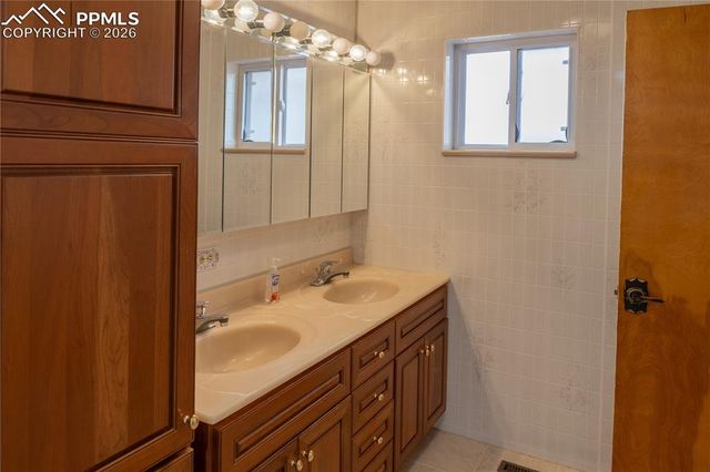 77 Circle Drive, La Junta, CO 81050