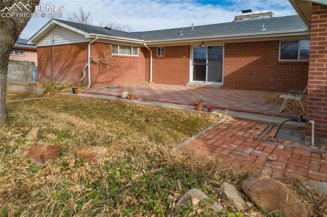 77 Circle Drive, La Junta, CO 81050