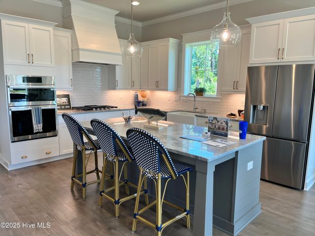 9182 Crossbill Drive, Leland, NC 28451