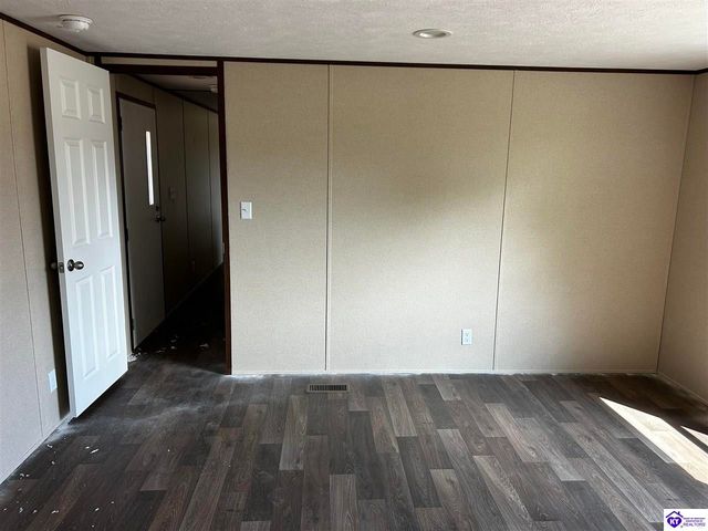 33505 Joe Prather Highway, Brandenburg, KY 40108