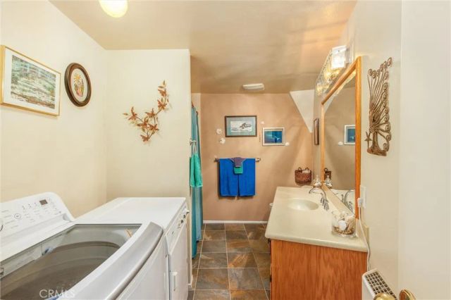 6461 Cedar Avenue, Angelus Oaks, CA 92305