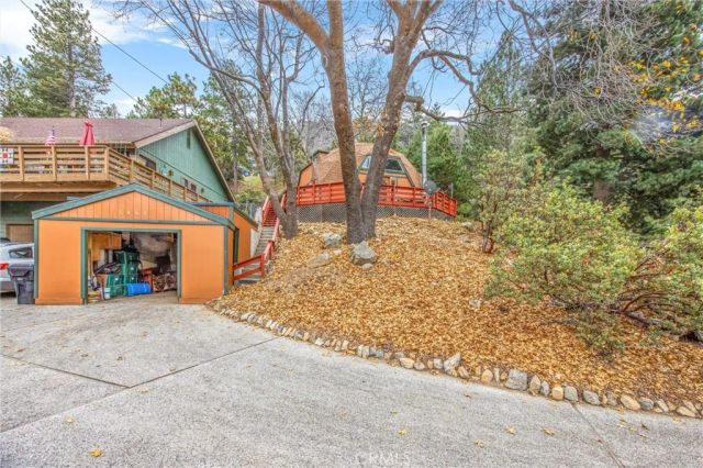 6461 Cedar Avenue, Angelus Oaks, CA 92305