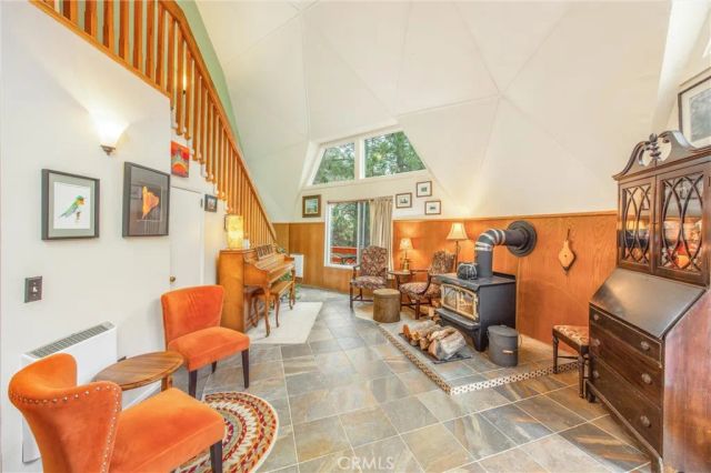 6461 Cedar Avenue, Angelus Oaks, CA 92305