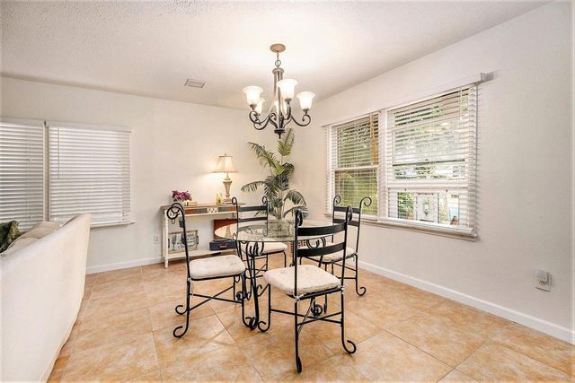 116 Whiting Street, Galveston, TX 77550