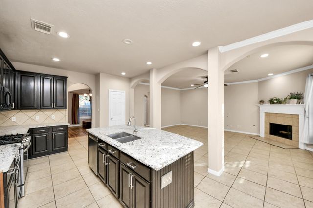 13719 Hartford Court, Sugar Land, TX 77498