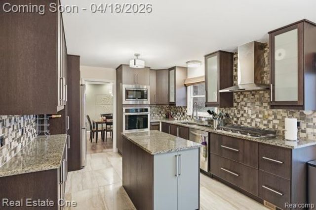46310 Lafonde Court, Plymouth Charter Township, MI 48170