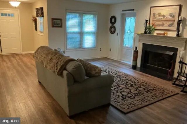 515 ROSLAIRE DR, Hummelstown, PA 17036