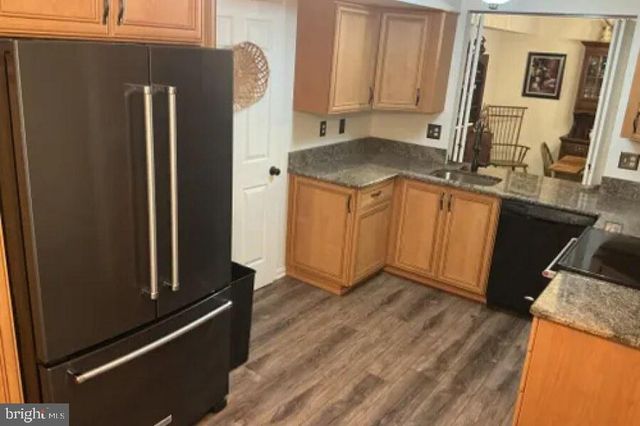 515 ROSLAIRE DR, Hummelstown, PA 17036