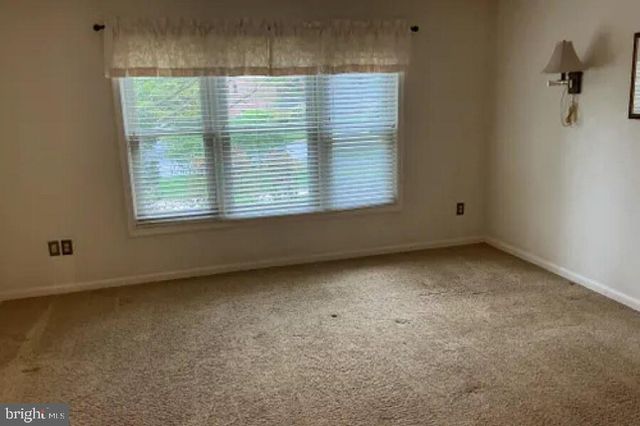515 ROSLAIRE DR, Hummelstown, PA 17036