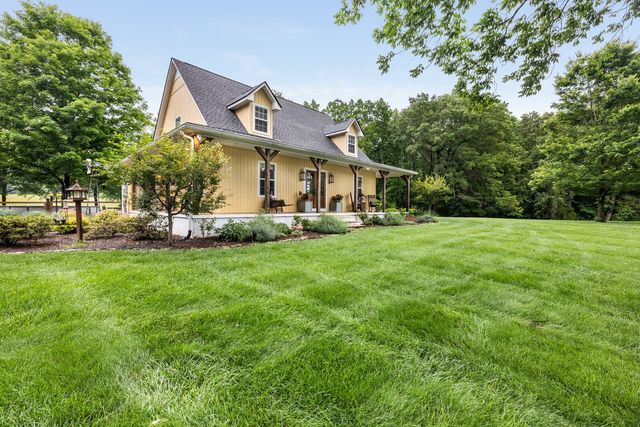 380 Webbs Camp Rd, Walling, TN 38587
