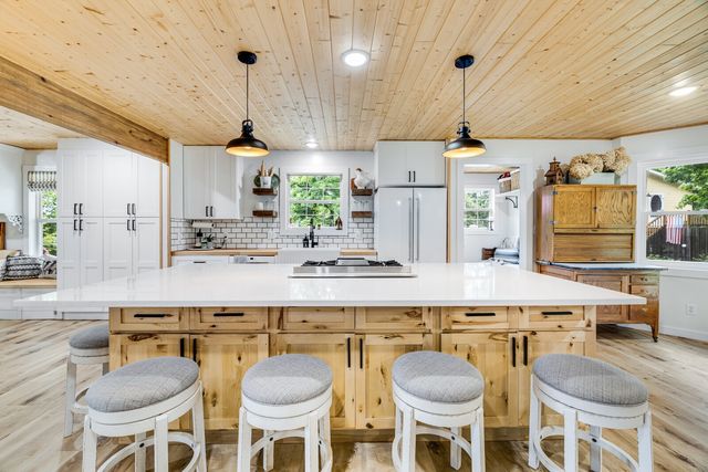 380 Webbs Camp Rd, Walling, TN 38587