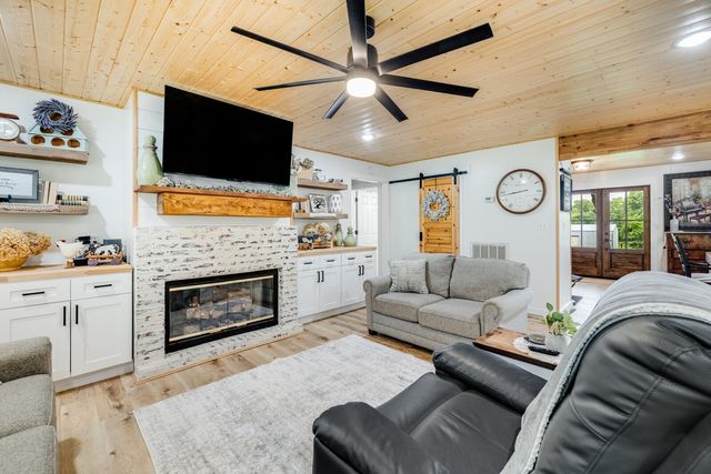 380 Webbs Camp Rd, Walling, TN 38587