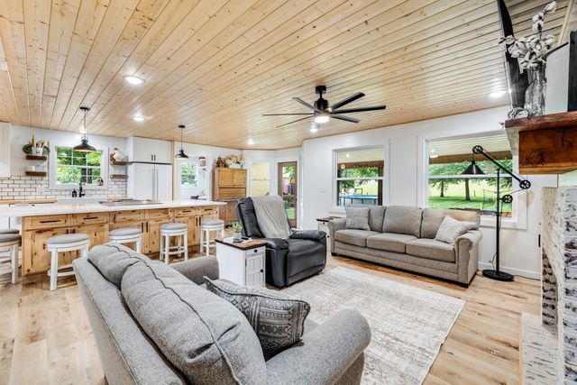 380 Webbs Camp Rd, Walling, TN 38587