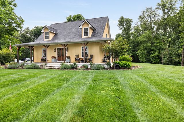 380 Webbs Camp Rd, Walling, TN 38587