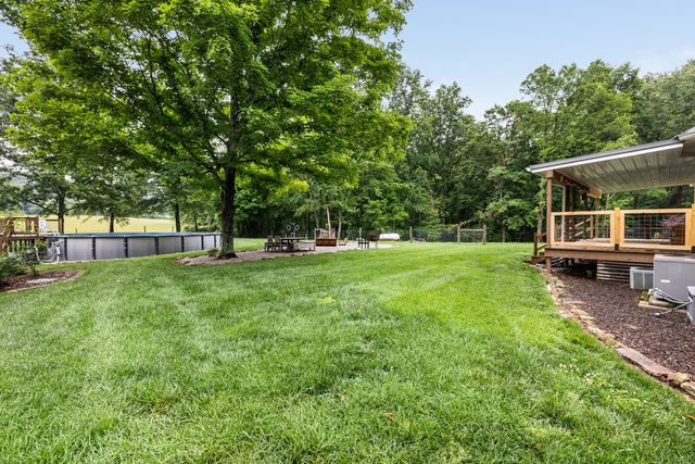 380 Webbs Camp Rd, Walling, TN 38587