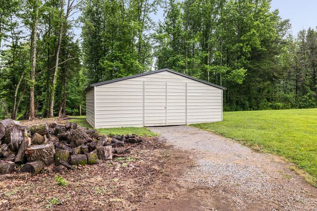 380 Webbs Camp Rd, Walling, TN 38587