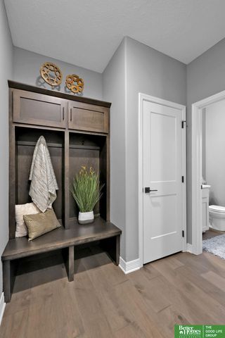 10506 S 103 Street, Papillion, NE 68046