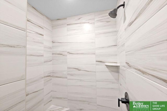 10506 S 103 Street, Papillion, NE 68046