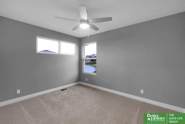 10506 S 103 Street, Papillion, NE 68046