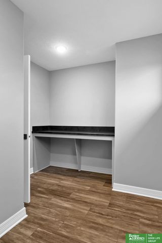 10506 S 103 Street, Papillion, NE 68046