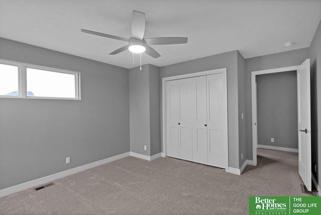 10506 S 103 Street, Papillion, NE 68046