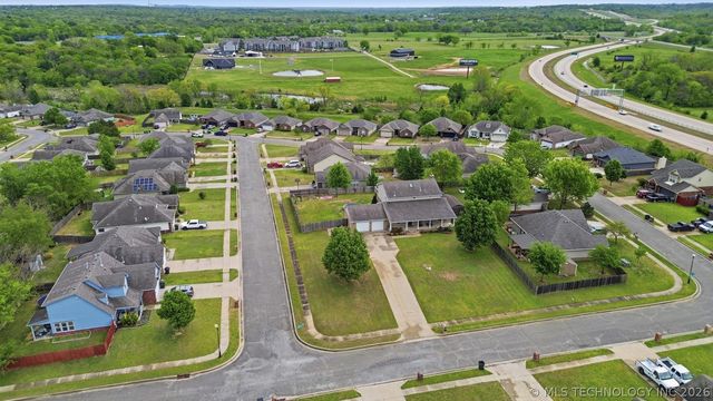 9265 Columbia Street, Sapulpa, OK 74066