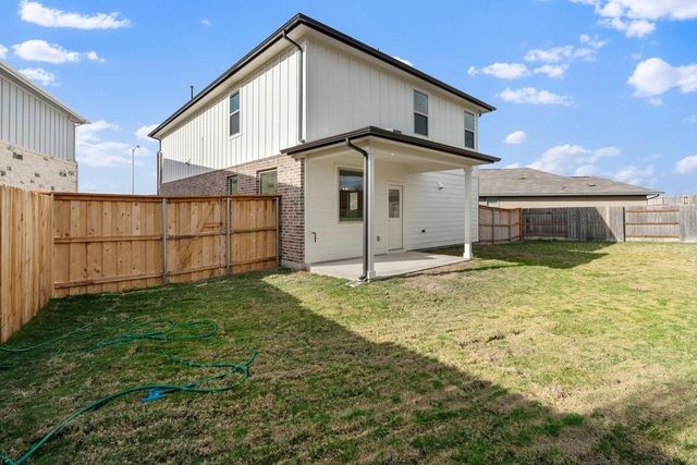 672 Backstays LOOP, Kyle, TX 78640