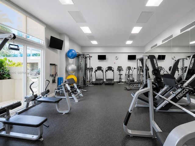 6917 Collins Ave 1026, Miami Beach, FL 33141