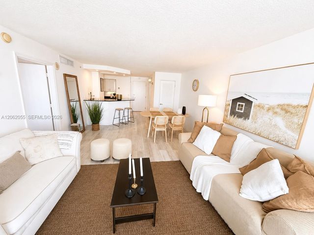 6917 Collins Ave 1026, Miami Beach, FL 33141