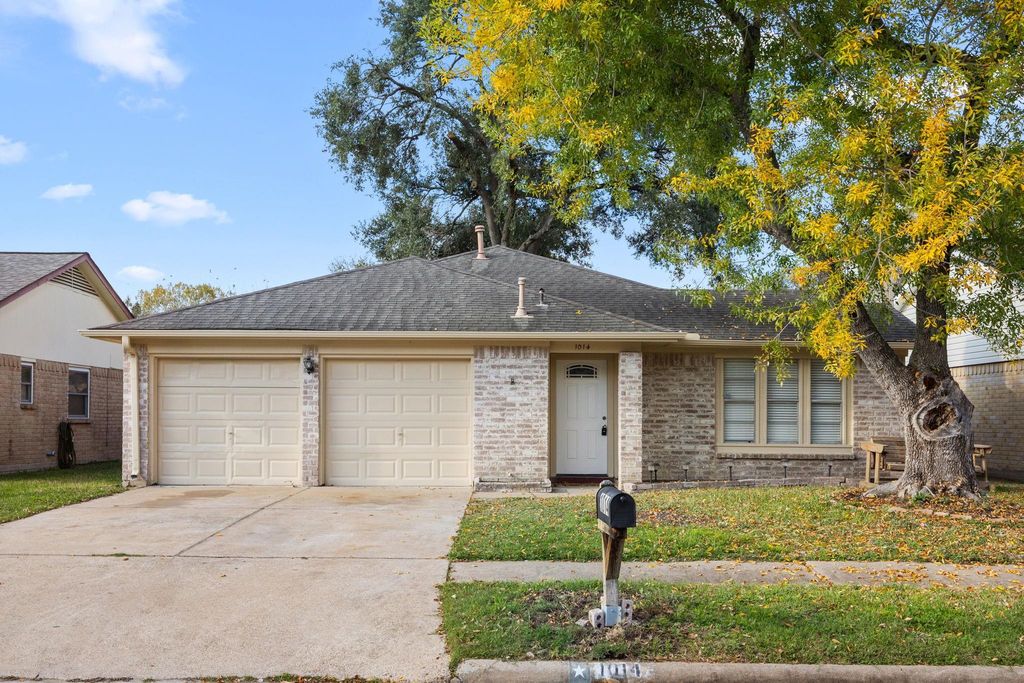 1014 Three Forks Drive, Katy, TX 77450