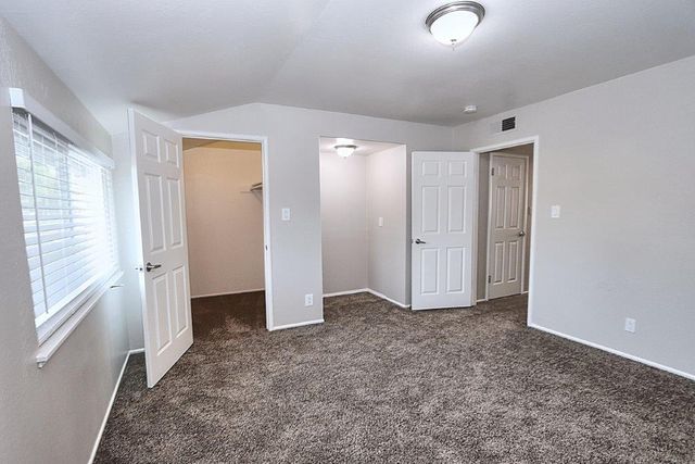4339 Stencar Dr, Fair Oaks, CA 95628