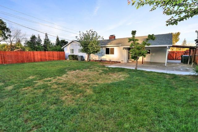 4339 Stencar Dr, Fair Oaks, CA 95628