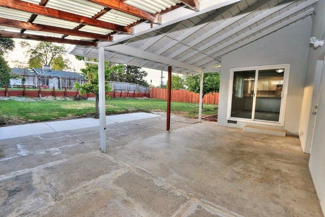 4339 Stencar Dr, Fair Oaks, CA 95628