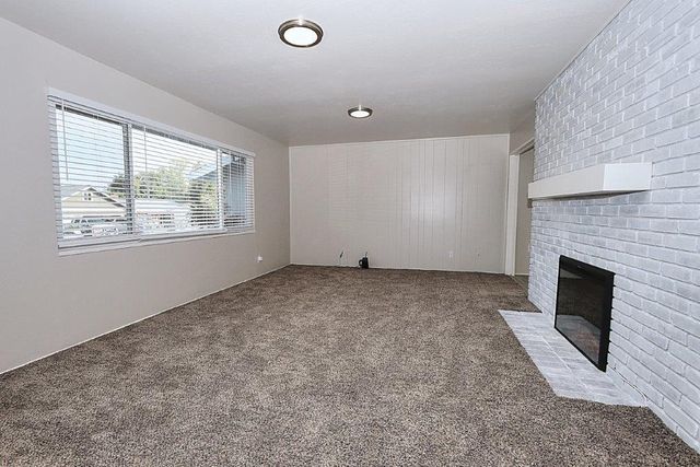 4339 Stencar Dr, Fair Oaks, CA 95628