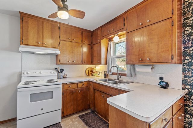 5656 28th Avenue S, Minneapolis, MN 55417