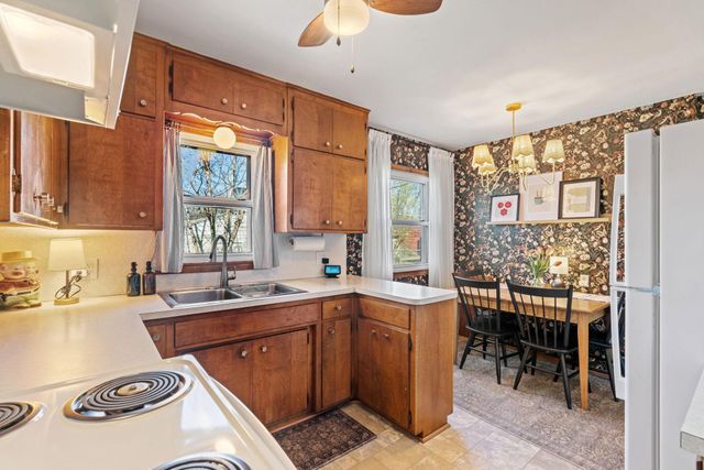 5656 28th Avenue S, Minneapolis, MN 55417