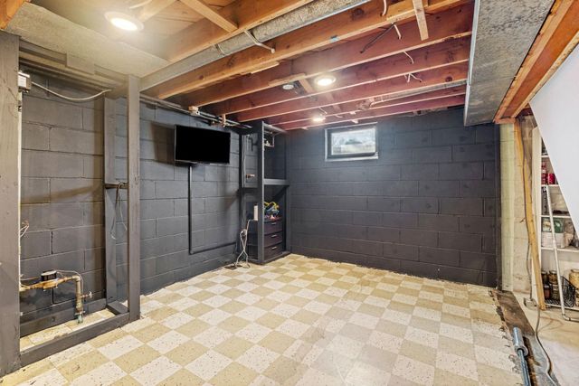 5656 28th Avenue S, Minneapolis, MN 55417