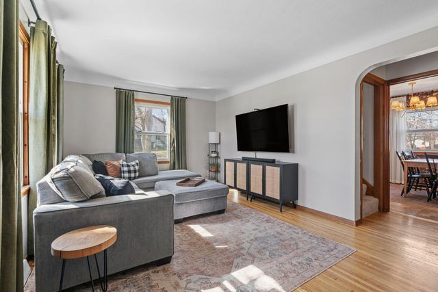 5656 28th Avenue S, Minneapolis, MN 55417