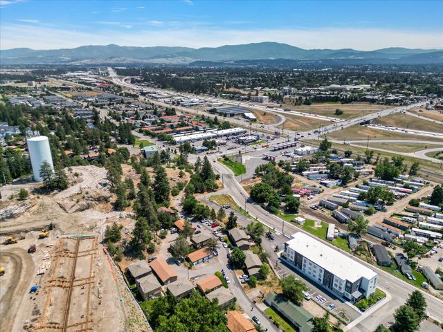 12017 E Mansfield Ave, Spokane Valley, WA 99206