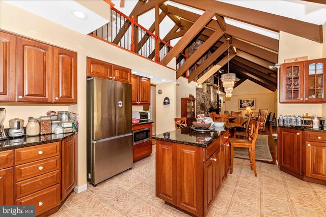 18820 WASCHE RD, Dickerson, MD 20842