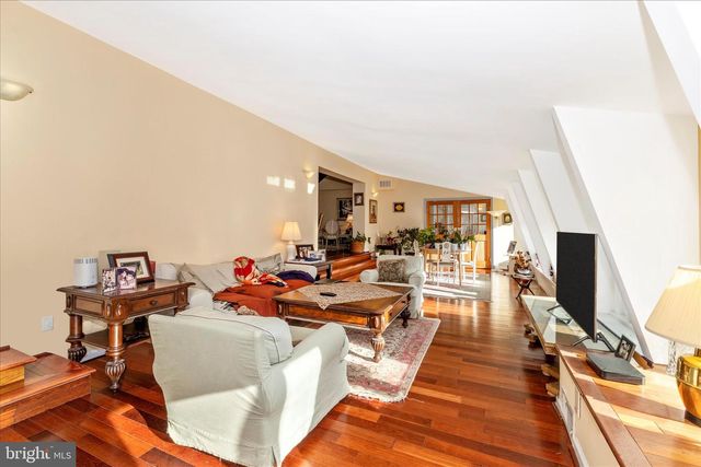 18820 WASCHE RD, Dickerson, MD 20842