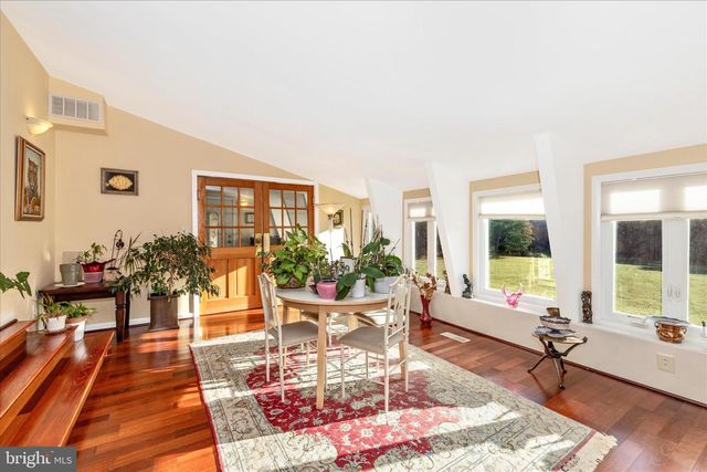 18820 WASCHE RD, Dickerson, MD 20842